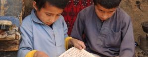 Afghanistan - Kabul < Viaggio e Asilo >